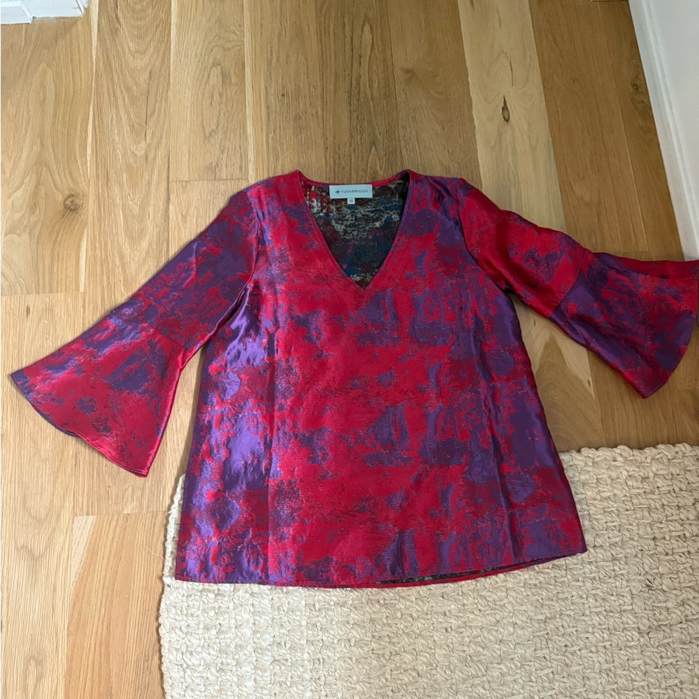 Tuckernuck Red and Purple Bell Sleeve Graphic Blouse